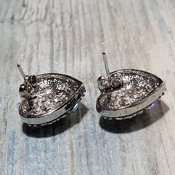 Rhinestones Heart Earrings. - Picture 4 of 6